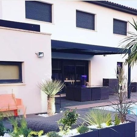 Villa Maison De Vacances Contemporaine Avec Piscine à Vedène Extérieur photo